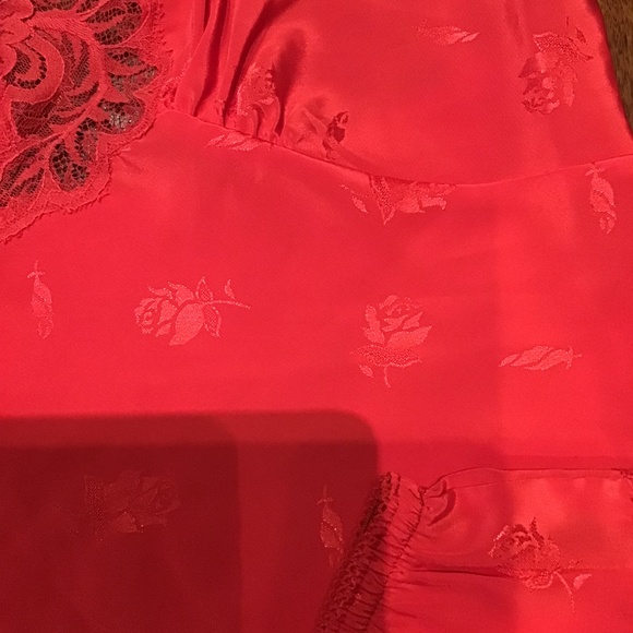 Vintage Linda Lingerie Set - Picture 2 of 3